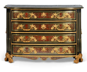 A REGENCE ORMOLU-MOUNTED BRASS, MOTHER-OF-PEARL AND PEWTER-INLAID RED TORTOISESHELL AND EBONY BOULLE MARQUETRY COMMODE