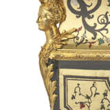 A REGENCE ORMOLU-MOUNTED TORTOISESHELL, BRASS AND STAINED HORN BOULLE MARQUETRY PEDESTAL - photo 7