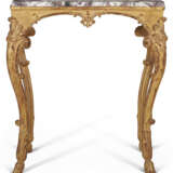 AN EARLY LOUIS XV CARVED GILTWOOD CENTER TABLE - Foto 2