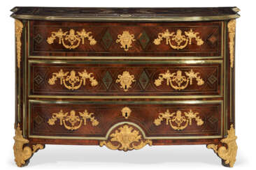 A REGENCE ORMOLU-MOUNTED AND BRASS-INLAID AMARANTH, KINGWOOD, TULIPWOOD AND INDIAN ROSEWOOD COMMODE