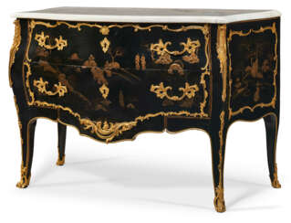 A LOUIS XV ORMOLU-MOUNTED BLACK AND GILT VERNIS-DECORATED COMMODE