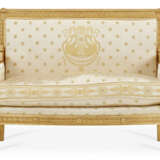 AN EMPIRE GILTWOOD CANAPE - Foto 2