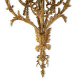 A PAIR OF FRENCH ORMOLU THREE-BRANCH WALL LIGHTS - photo 5