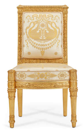 A PAIR OF EMPIRE GILTWOOD CHAISES - photo 3