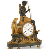 A DIRECTOIRE ORMOLU AND PATINATED BRONZE CLOCK ‘L’AFRIQUE’ - фото 2