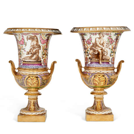 A MONUMENTAL PAIR OF PARIS (DARTE FRERES) PORCELAIN VASES - фото 2