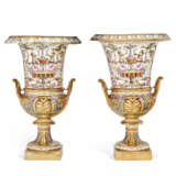 A MONUMENTAL PAIR OF PARIS (DARTE FRERES) PORCELAIN VASES - Foto 4