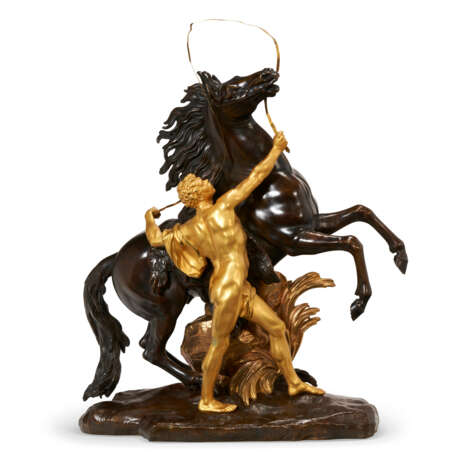 A PAIR OF FRENCH GILT AND PATINATED BRONZE 'MARLY' HORSE GROUPS - фото 3