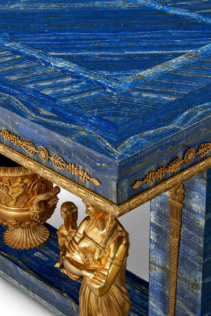 AN ORMOLU AND LAPIS LAZULI-VENEERED CENTER TABLE - photo 6