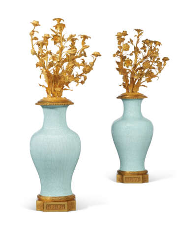 A LARGE PAIR OF FRENCH ORMOLU AND CRACKLE-GLAZED PORCELAIN CANDELABRA - photo 4