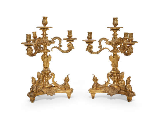 A PAIR OF FRENCH ORMOLU FOUR-LIGHT CANDELABRA - фото 4