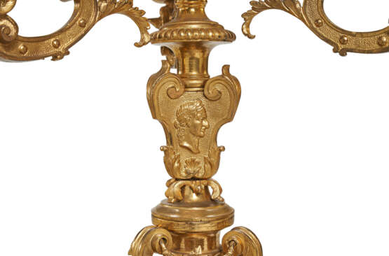 A PAIR OF FRENCH ORMOLU FOUR-LIGHT CANDELABRA - фото 7