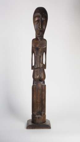 Große Fetischfigur, wohl Songye Kongo um 1900 - photo 2