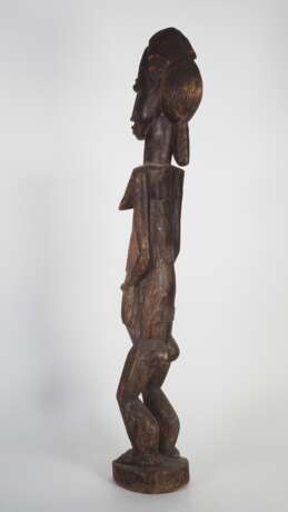 Große stehende Frauenfigur der Senufo, Burkina Faso, Elfenbeinküste, Ghana, wohl Anfang 20. Jh. - photo 5