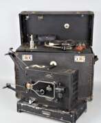 Aperçu. Bauer Pantalux 16 - Schmalfilmprojektor in Transportbox, um 1940