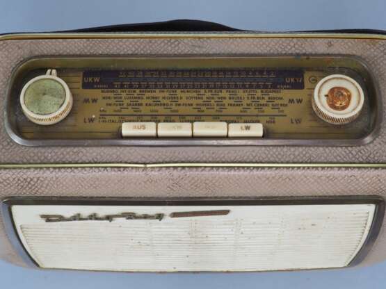 Zwei tragbare Kofferradios, 50er Jahre - photo 2
