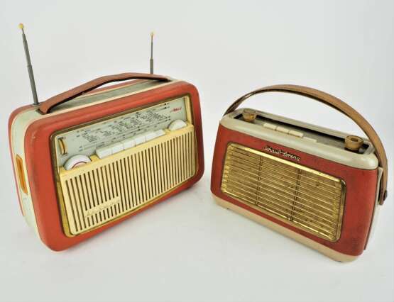 Zwei Kofferradios, 50er Jahre - photo 1