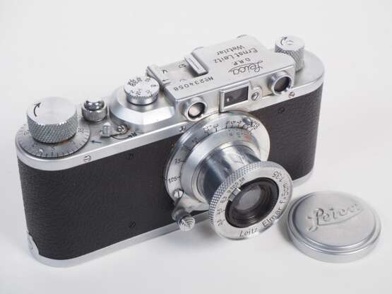Leica II Kamera um 1936 mit Elmar 1:3,5 f=5 cm und originaler Leica Filmrollen Box - Foto 2