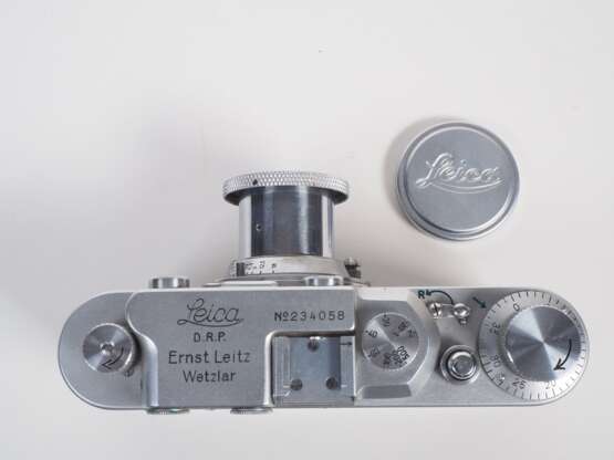 Leica II Kamera um 1936 mit Elmar 1:3,5 f=5 cm und originaler Leica Filmrollen Box - photo 3
