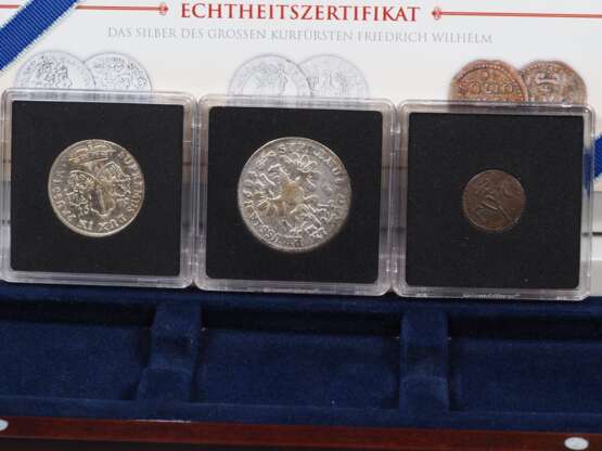 Preußen: 3 antike Silber Münzen 17. Jh. im Etui mit Zertifikat - photo 4