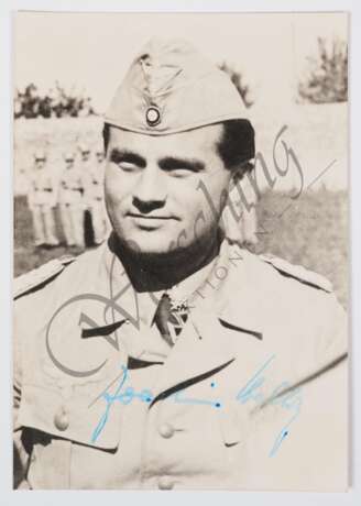 Joachim Helbig, Ritterkreuzträger mit Eichenlaub und Schwertern, handsigniertes Foto - photo 1