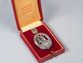 ADAC Gau Württemberg Abzeichen in Silber mit Miniatur im Etui