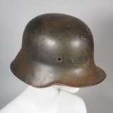 Stahlhelm M 1916 mit Stempelung, verbastelt - photo 3