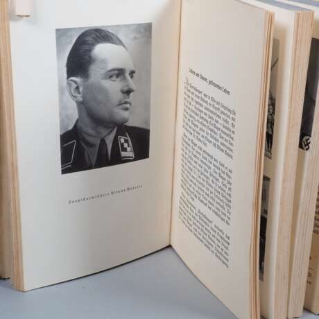 Walt Kiehl: Mann an der Fahne - Ganzleinenausgabe 1938 mit Schutzumschlag - photo 3