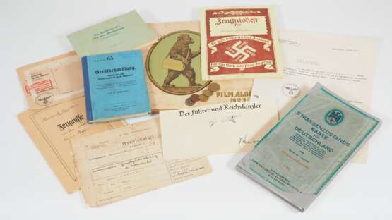 Drittes Reich: Konvolut Dokumente und Verschiedenes - photo 1