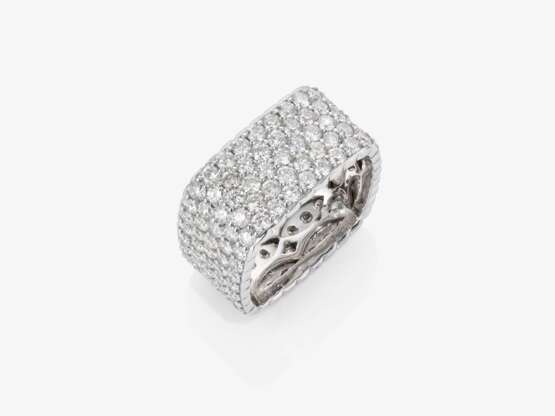 A modern band ring decorated with brilliant-cut diamonds - photo 1
