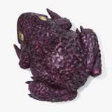 A naturalistically designed toad made of ruby - photo 2