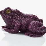 A naturalistically designed toad made of ruby - photo 3
