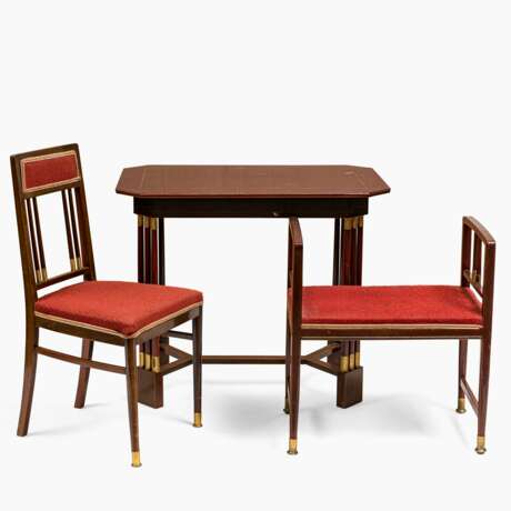 An eight-piece dining room group - фото 7