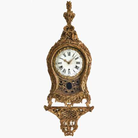 A pendulum clock with console - photo 1