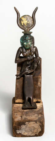 Göttin Isis mit Horusknaben - photo 2