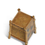 A GOLD LACQUER SMALL BOX AND COVER IN THE FORM OF AN OI (YAMABUSHI PRIEST'S BACKPACK), KOBAKO - photo 5