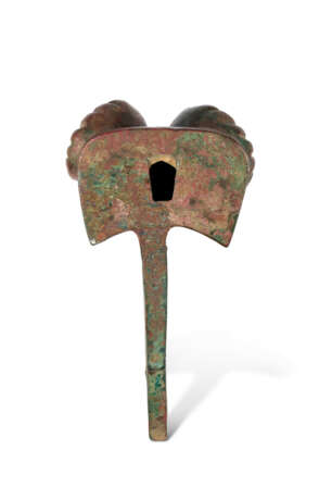 A BRONZE LINCH PIN FORMED AS A RAM MASK - фото 3