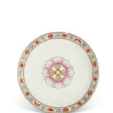 A FAMILLE ROSE SAUCER DISH - photo 1