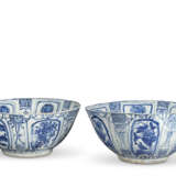 TWO BLUE AND WHITE 'KRAAK' LARGE BOWLS - photo 1