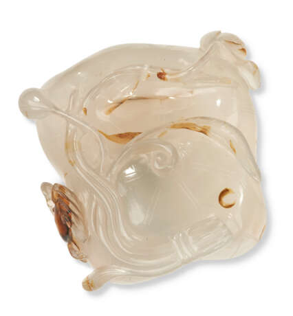 AN AGATE 'CRAB AND SHELL' BRUSH WASHER - photo 6