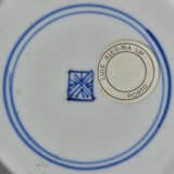 A BLUE AND WHITE PAIR OF RETICULATED SALT-CELLARS AND A BLUE AND WHITE CUP, COVER AND SAUCER - photo 13