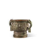 AN ARCHAISTIC BRONZE TWIN-HANDLED CENSER, GUI - photo 2