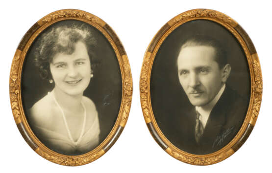 Zwei Photographien eines Paares aus dem frühen 20. Jahrhundert - - - Foto 1