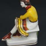 Figurine en porcelaine ``Fille aux patins`` Porzellan Mid-20th century - Foto 2