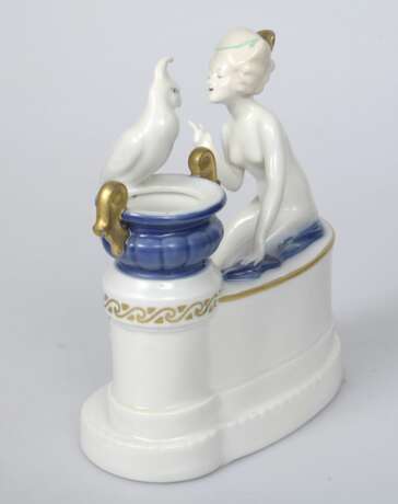Figurine en porcelaine Fille nue avec un perroquet Porzellan Early 20th century - Foto 2