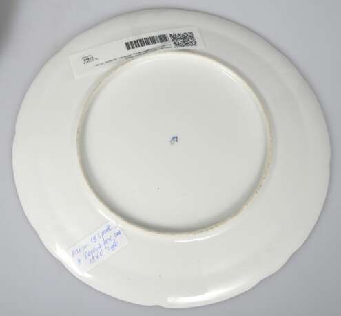 Decorative porcelain plate Flowers Porcelain Mid-19th century - photo 4