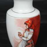 Jessen porcelain vase with painting Porcelain Early 20th century - photo 1