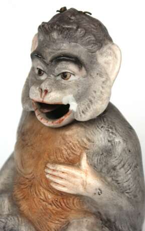 Porcelain figurine Monkey with moving head Porcelain Early 20th century - photo 6