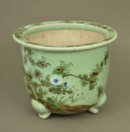 Painted flowerpot-kashpo Porcelain 19th century - photo 1