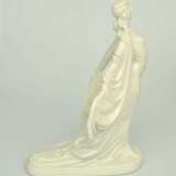 Figurine en porcelaine ``Princesse g&eacute;orgienne Tamara`` Porcelaine Mid-20th century - photo 5